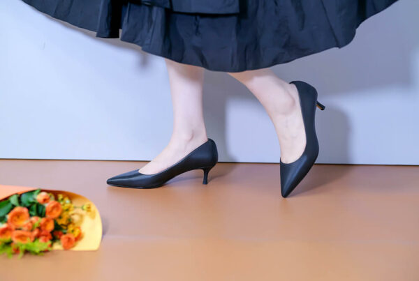 Black Pump Customized