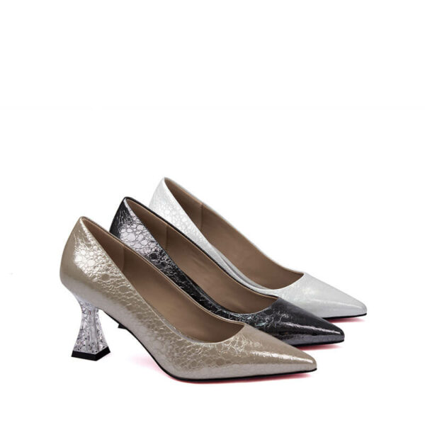 Factory Custom Pump Shoes in Beige Black White 1