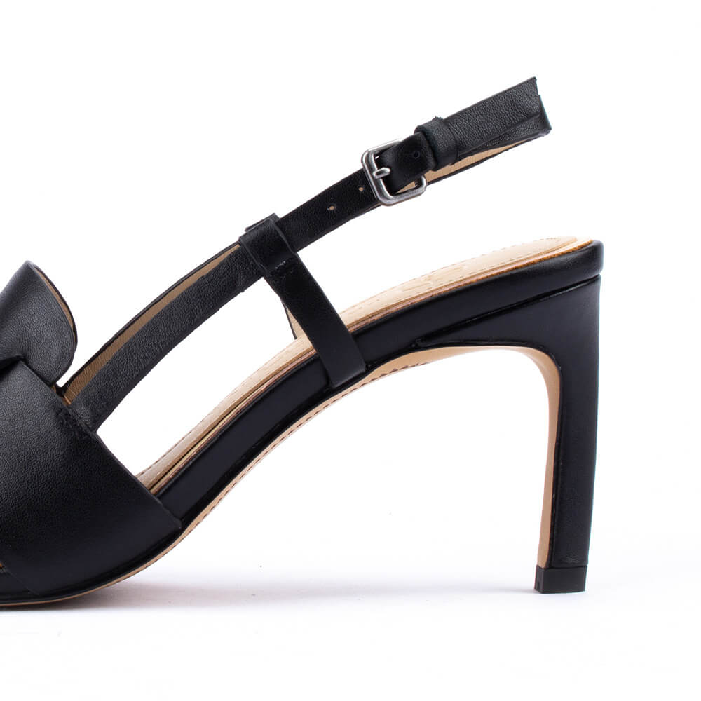 Unique Heel Shape Choices 3